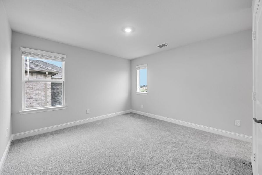 Spacious, unfurnished interior of a new home in Cross Creek Meadows 55s, Celina (Image 11).