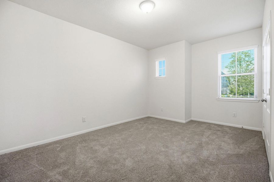 Spacious, unfurnished interior of a new home in , League City (Image 25).