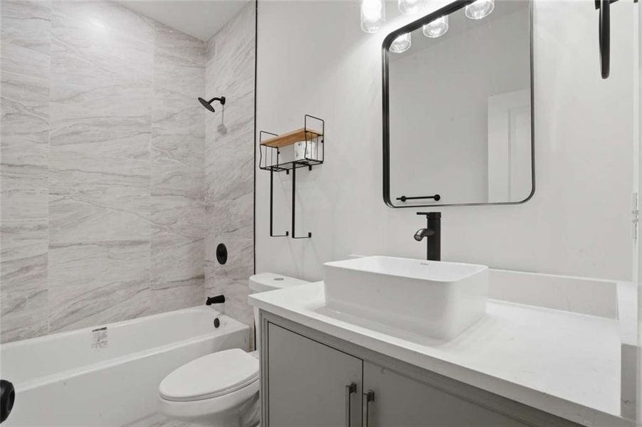 Furnished interior view inside a new home in , Atlanta (Image 9).