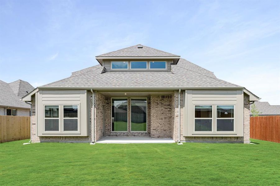Front exterior of a new home in Heartland Classic 60, Heartland, TX, highlighting curb appeal (Image 25). Front exterior of a new home in Heartland Classic 60, Heartland, TX, highlighting curb appeal (Image 25).