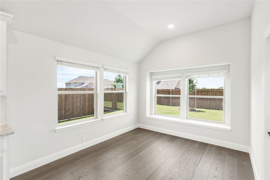 Spacious, unfurnished interior of a new home in Chaparral Park, Oak Point (Image 35). Spacious, unfurnished interior of a new home in Chaparral Park, Oak Point (Image 35).