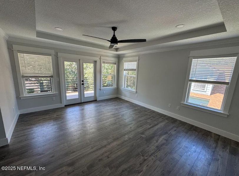 Spacious, unfurnished interior of a new home in , Atlantic Beach (Image 19). Spacious, unfurnished interior of a new home in , Atlantic Beach (Image 19).