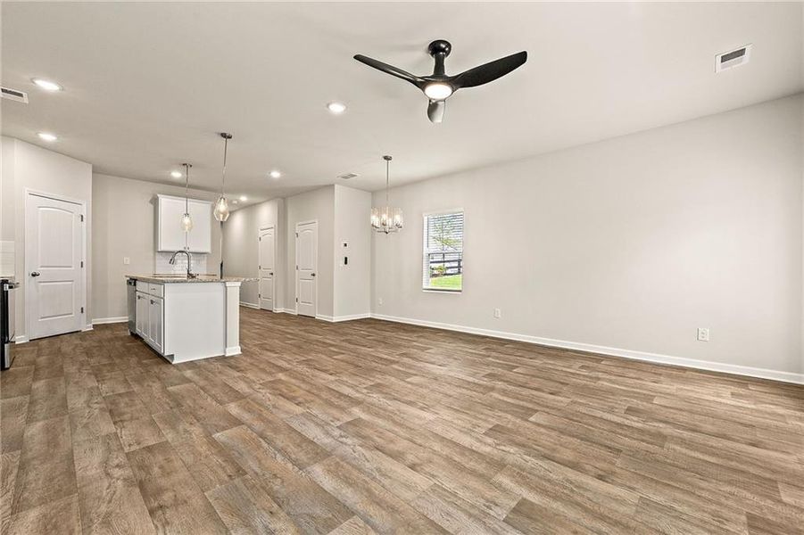Spacious, unfurnished interior of a new home in The Grove At Mundy Mill, Gainesville (Image 15). Spacious, unfurnished interior of a new home in The Grove At Mundy Mill, Gainesville (Image 15).