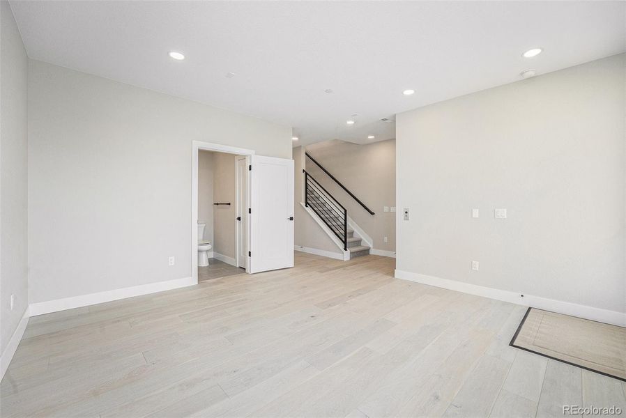 Spacious, unfurnished interior of a new home in Montmere at Autrey Shores, Superior (Image 19). Spacious, unfurnished interior of a new home in Montmere at Autrey Shores, Superior (Image 19).