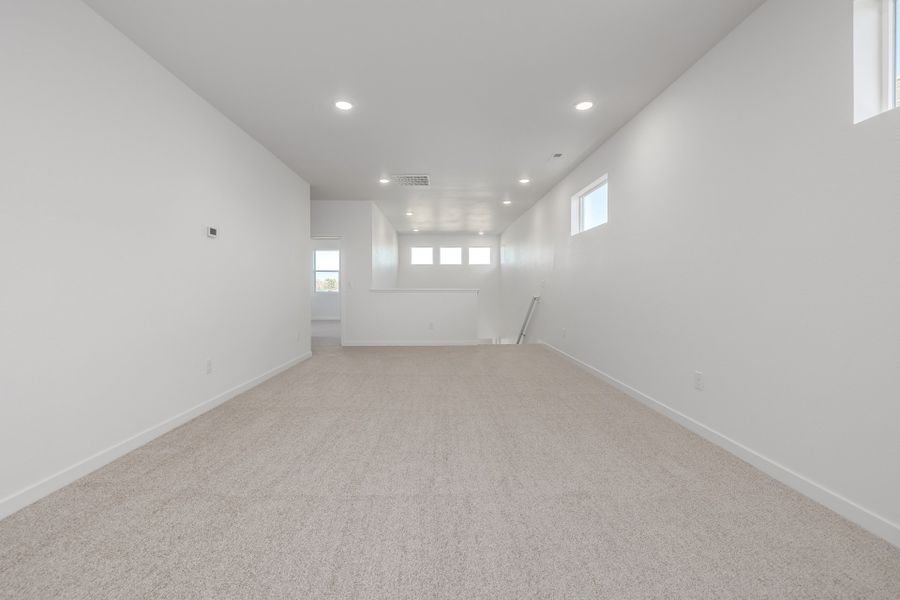 Spacious, unfurnished interior of a new home in Arras Park, Thornton (Image 34).