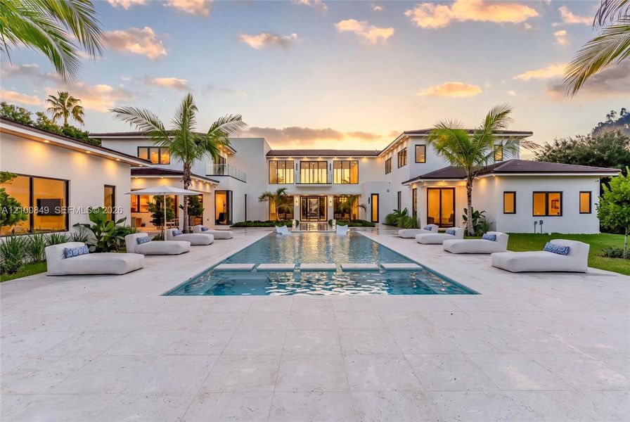 Exterior details and patio area of a home in , Palmetto Bay (Image 25).