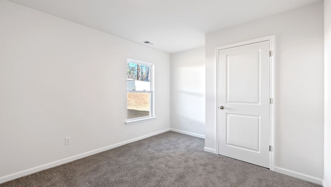 Spacious, unfurnished interior of a new home in Baxter Village, Boiling Springs (Image 22).