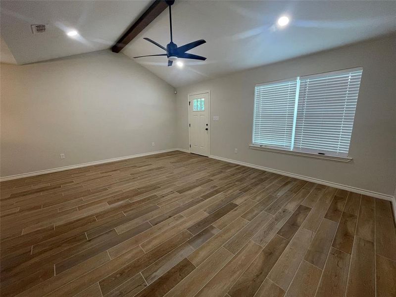 Spacious, unfurnished interior of a new home in , Tyler (Image 24).