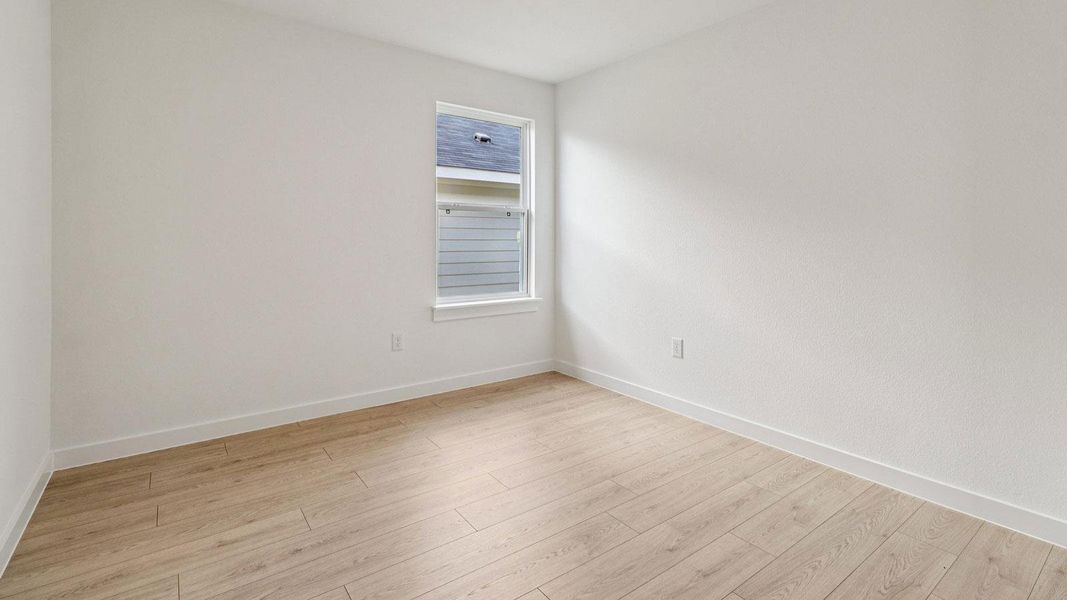 Spacious, unfurnished interior of a new home in Monarch Ranch, Manor (Image 14).