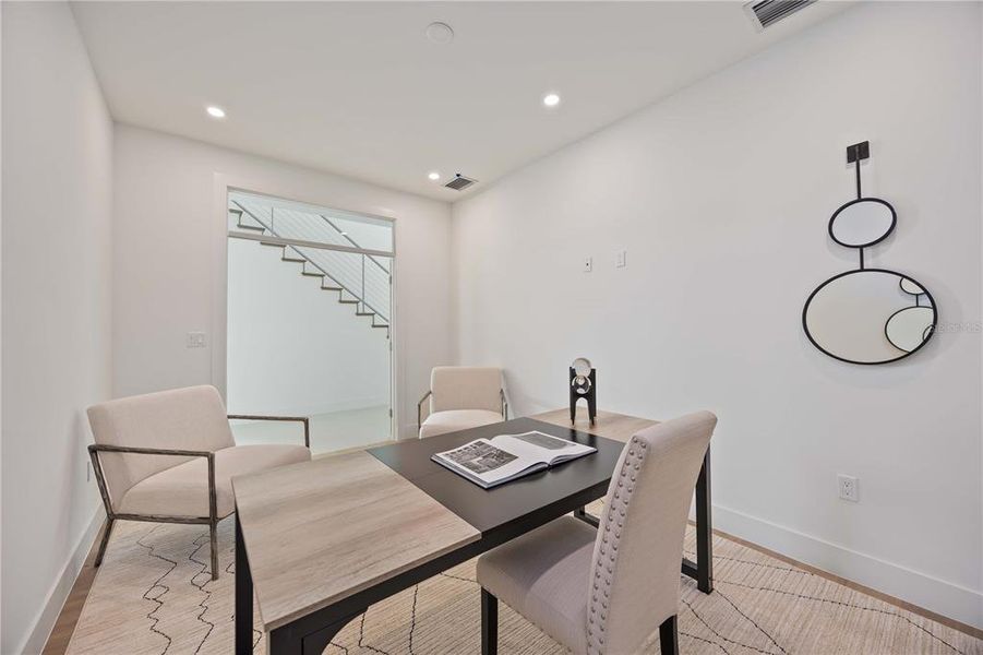 Furnished interior view inside a new home in , Sarasota (Image 52).