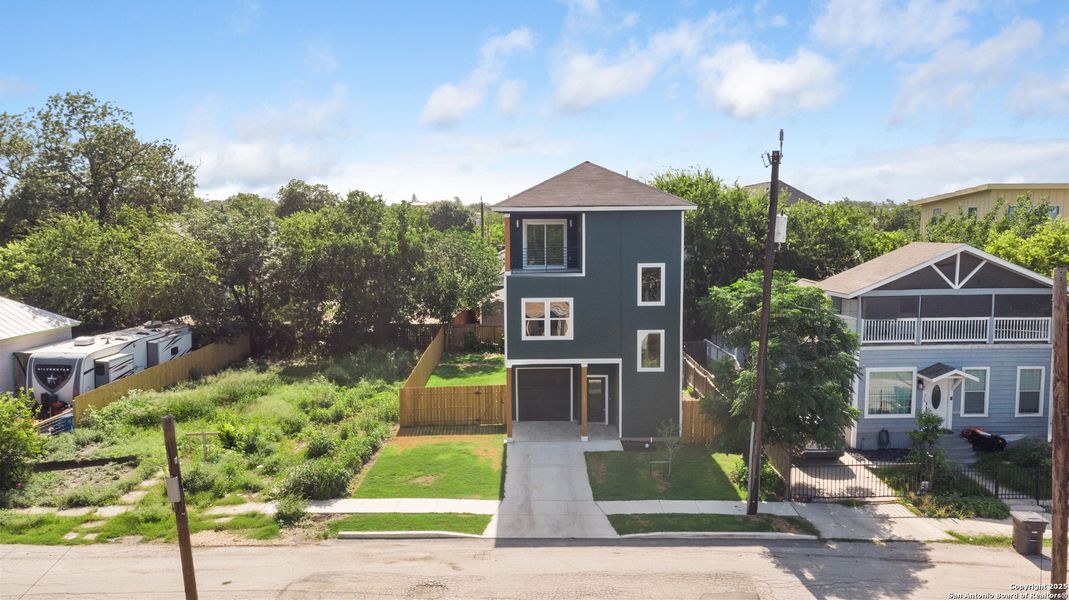 Front exterior of a new home in , San Antonio, TX, highlighting curb appeal (Image 33). Front exterior of a new home in , San Antonio, TX, highlighting curb appeal (Image 33).