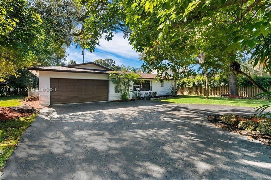 Image 42 of a home in .