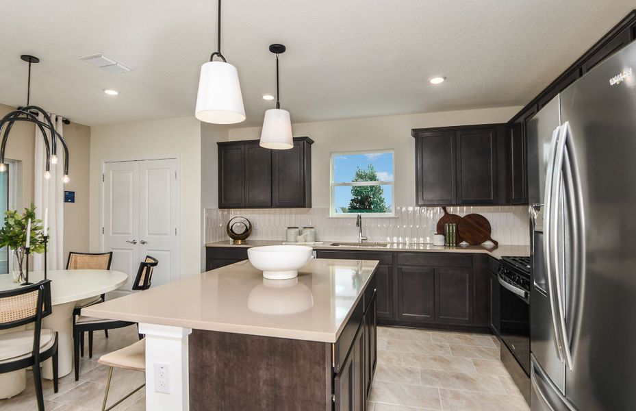 Furnished interior view inside a new home in Riverwood, Zephyrhills (Image 14). Furnished interior view inside a new home in Riverwood, Zephyrhills (Image 14).
