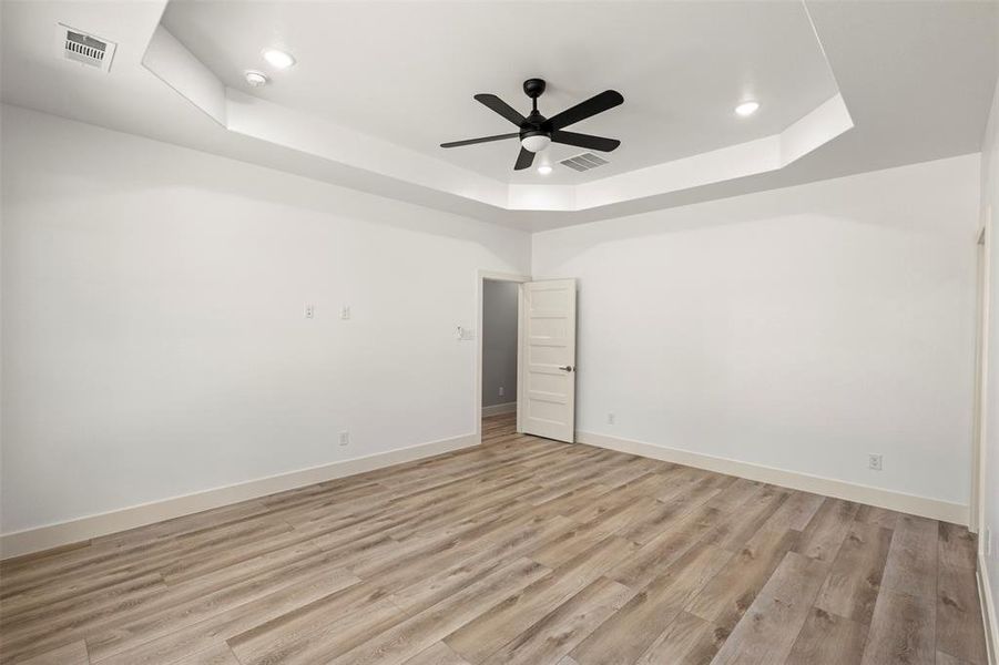 Spacious, unfurnished interior of a new home in , Kaufman (Image 17). Spacious, unfurnished interior of a new home in , Kaufman (Image 17).