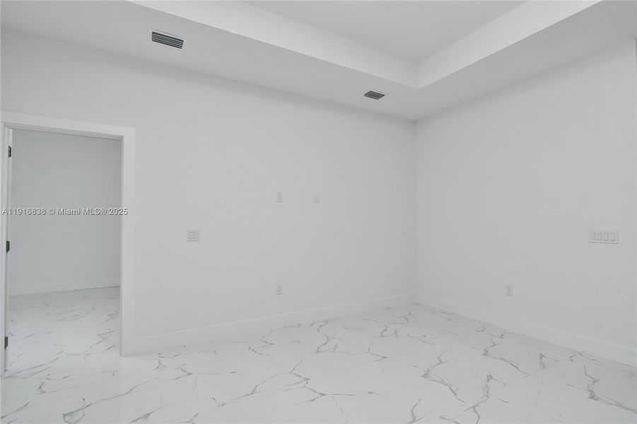 Spacious, unfurnished interior of a new home in , Lehigh Acres (Image 32). Spacious, unfurnished interior of a new home in , Lehigh Acres (Image 32).