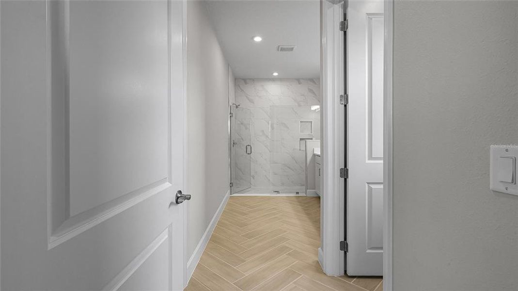 Spacious, unfurnished interior of a new home in Cresswind at Lake Harris, Tavares (Image 44). Spacious, unfurnished interior of a new home in Cresswind at Lake Harris, Tavares (Image 44).