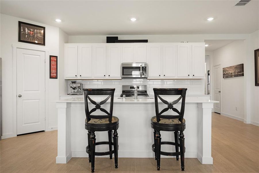 Furnished interior view inside a new home in Mobberly Farms, Pilot Point (Image 24).