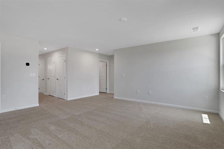 Spacious, unfurnished interior of a new home in Riverside at Calhoun, Calhoun (Image 20).