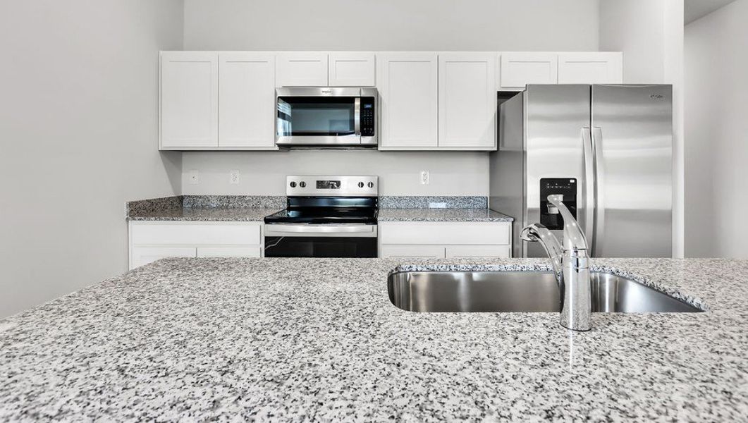 Close-up of interior finishes inside a home in Eagle Creek, Bolivia (Image 13).