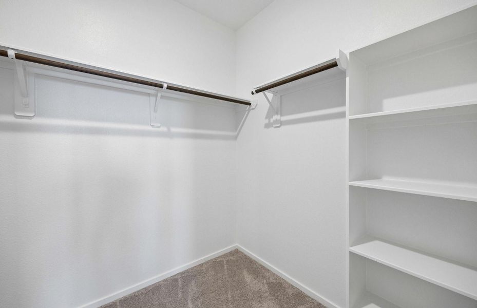 Spacious, unfurnished interior of a new home in Stokesbury, Waller (Image 24).