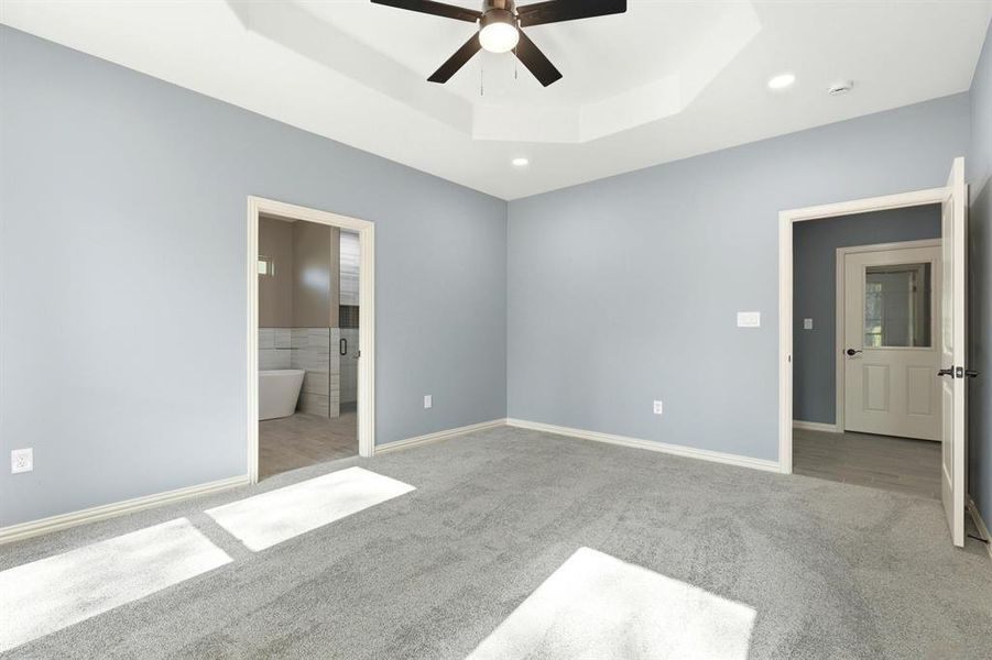 Spacious, unfurnished interior of a new home in , Mount Pleasant (Image 31).