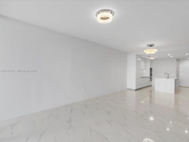 Spacious, unfurnished interior of a new home in Aria Reserve, Miami (Image 43).