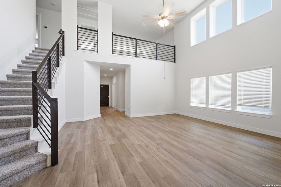 Spacious, unfurnished interior of a new home in , San Antonio (Image 20).