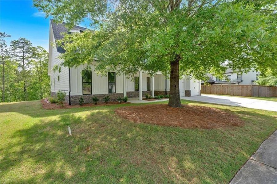Exterior details and patio area of a home in , Cartersville (Image 3).