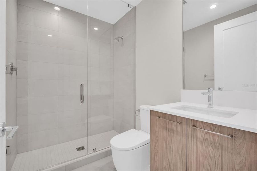 Furnished interior view inside a new home in , St. Petersburg (Image 20).