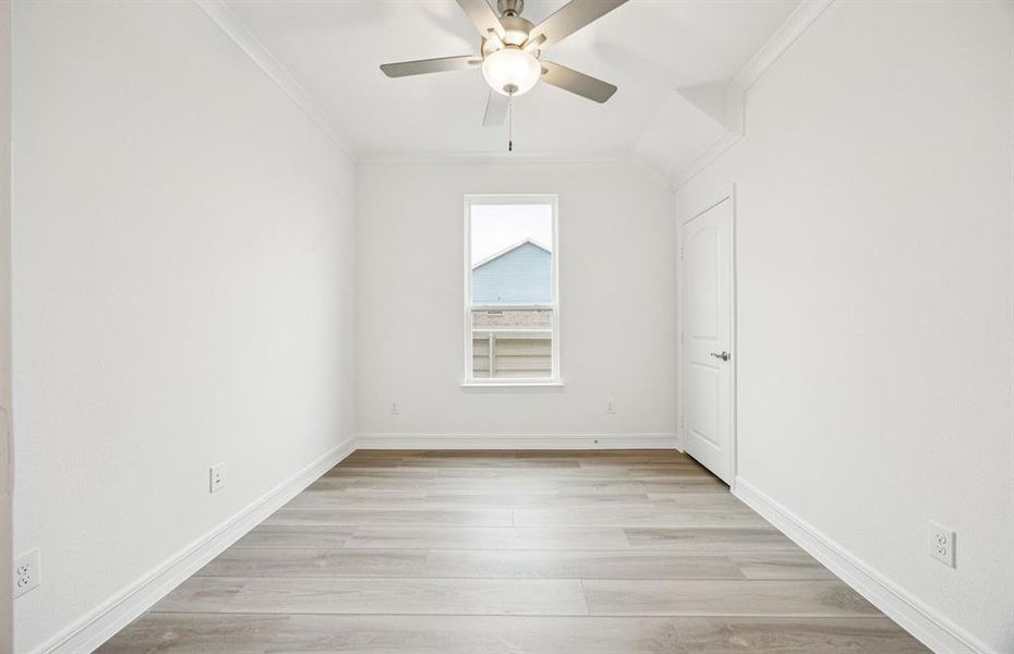 Dining area with natural lighting Dining area with natural lighting