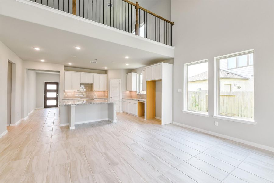 Spacious, unfurnished interior of a new home in Stone Creek Ranch, Hockley (Image 21).