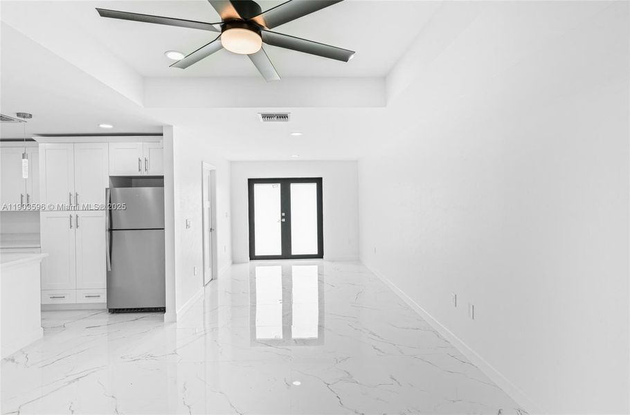 Spacious, unfurnished interior of a new home in , Lehigh Acres (Image 42).