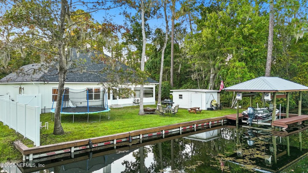 Image 43 of a home in .