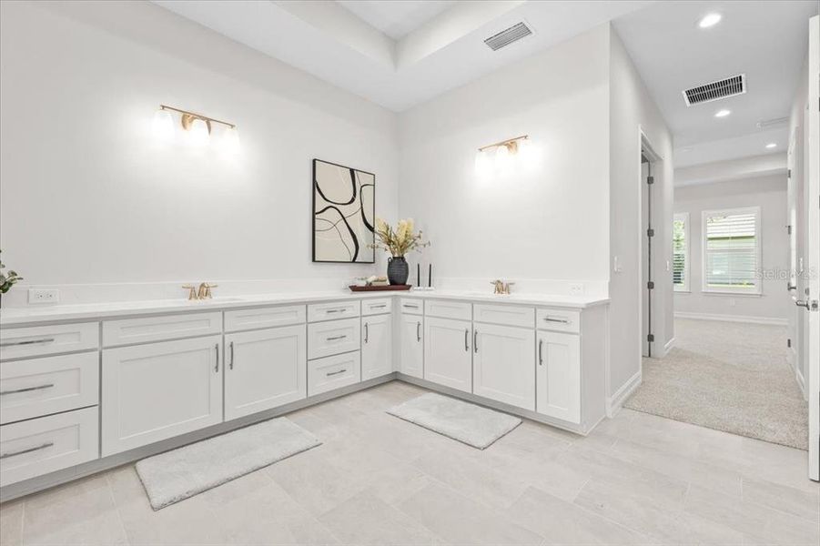 Furnished interior view inside a new home in , Lecanto (Image 25).