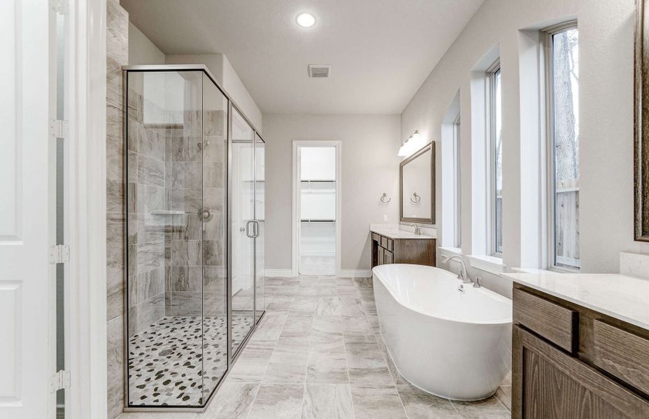 Furnished interior view inside a new home in The Highlands 55′, Porter (Image 14).