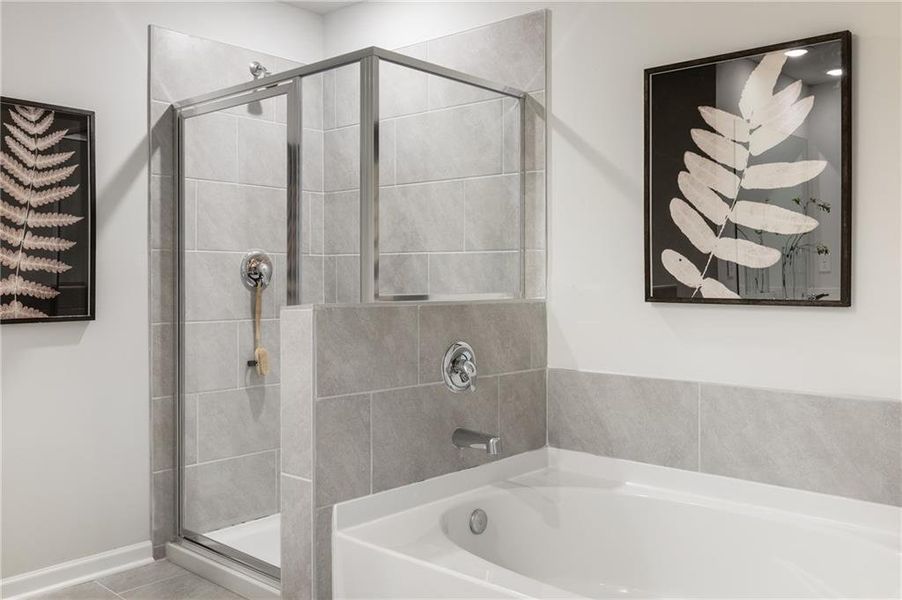 Furnished interior view inside a new home in , Conyers (Image 17).