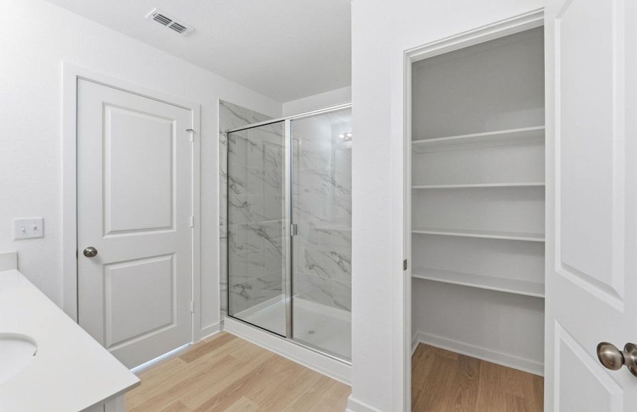 Furnished interior view inside a new home in Sunfield, Buda (Image 6).