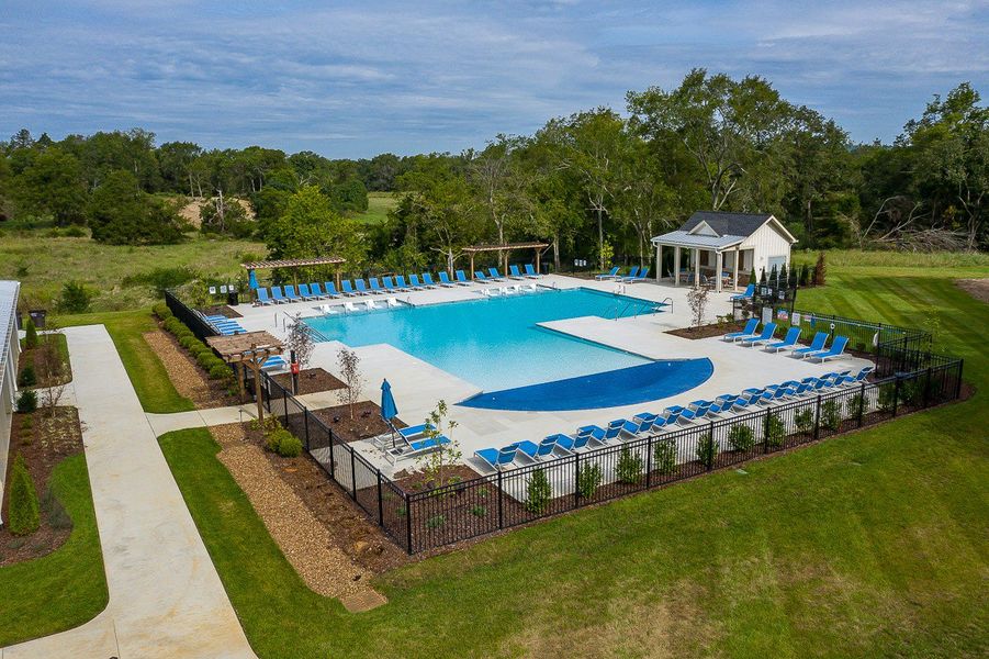 Enjoy community amenities including a swimming pool and clubhouse.