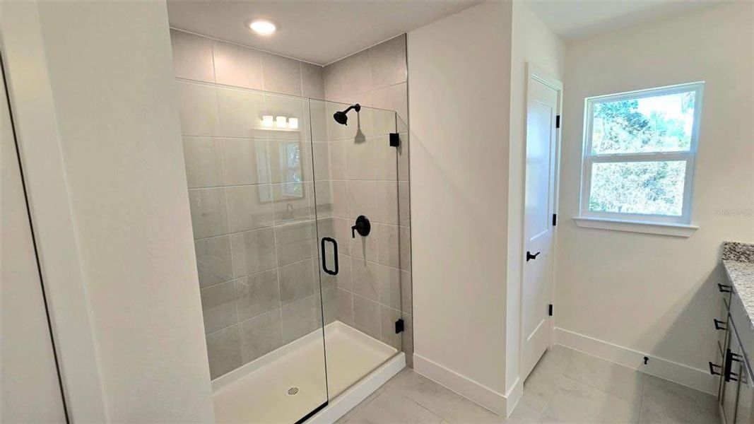 Image 16 of a home in North Port.