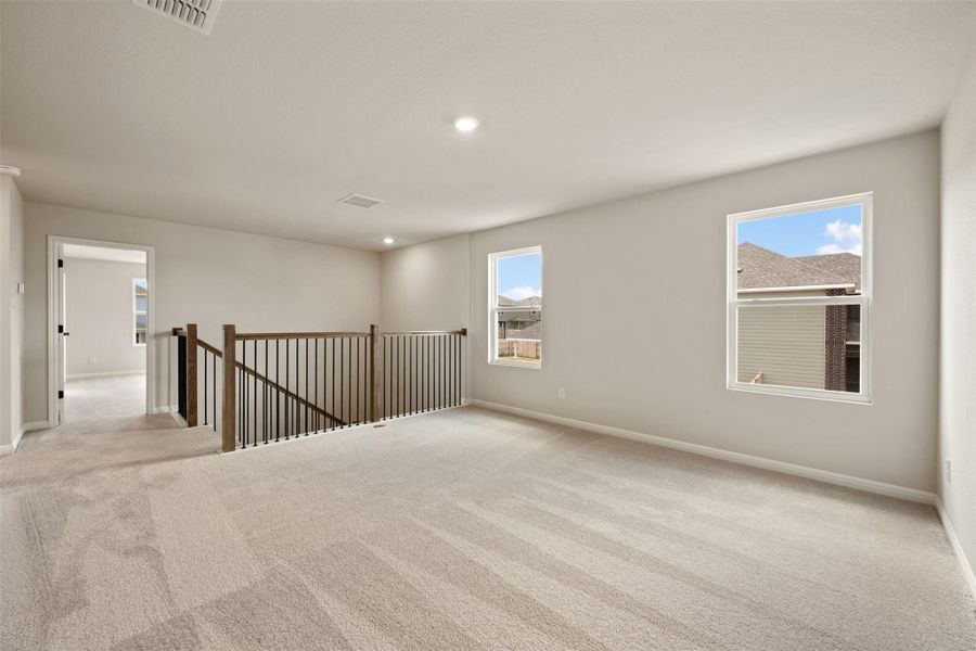 Spacious, unfurnished interior of a new home in Patterson Ranch, Georgetown (Image 13).