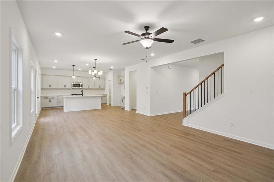 Spacious, unfurnished interior of a new home in Eastlyn Crossing, Flowery Branch (Image 16). Spacious, unfurnished interior of a new home in Eastlyn Crossing, Flowery Branch (Image 16).
