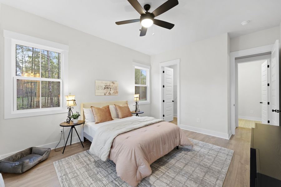 Representative furnished interior of a home built from the Madison by Hunter Quinn Homes in Anderson County Homes, Anderson (Image 8).