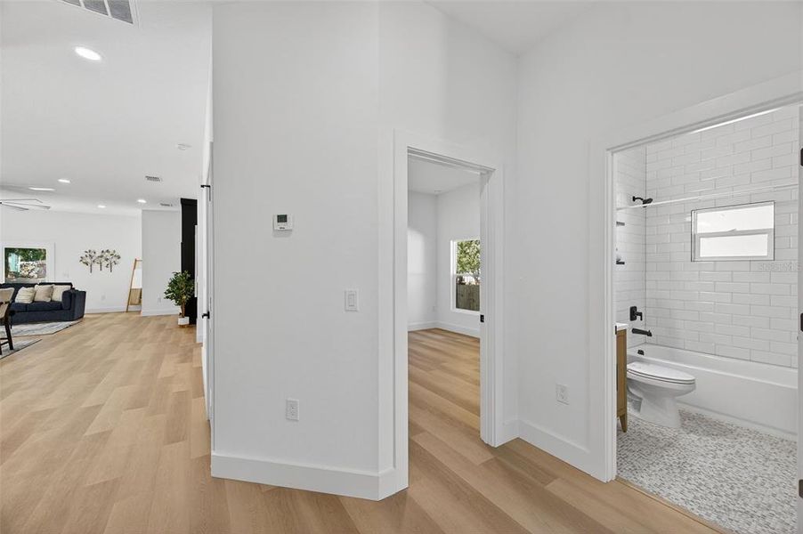 Spacious, unfurnished interior of a new home in , Tampa (Image 20). Spacious, unfurnished interior of a new home in , Tampa (Image 20).