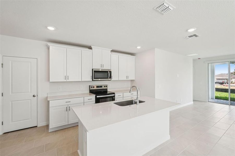 Furnished interior view inside a new home in Crosswinds - Classic Series, Haines City (Image 11).