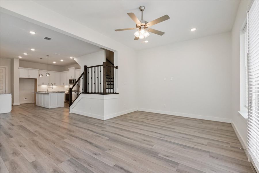Spacious, unfurnished interior of a new home in Shady Acres, Houston (Image 15). Spacious, unfurnished interior of a new home in Shady Acres, Houston (Image 15).