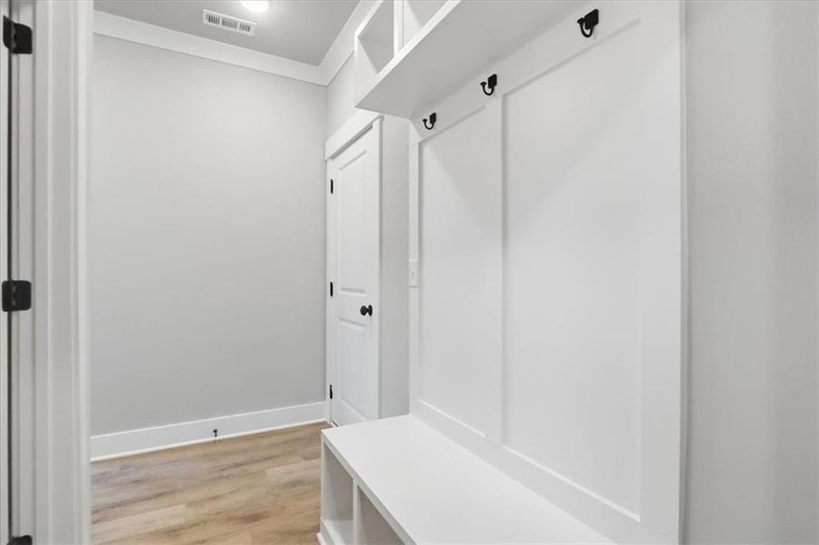 Spacious, unfurnished interior of a new home in , Statham (Image 67).