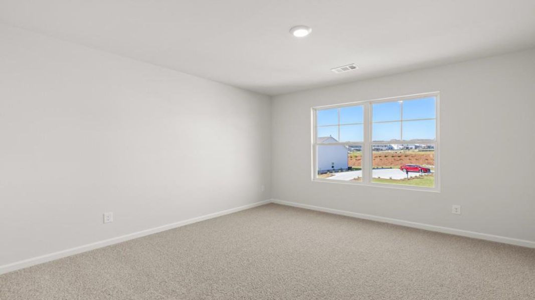 Spacious, unfurnished interior of a new home in , Dallas (Image 27).