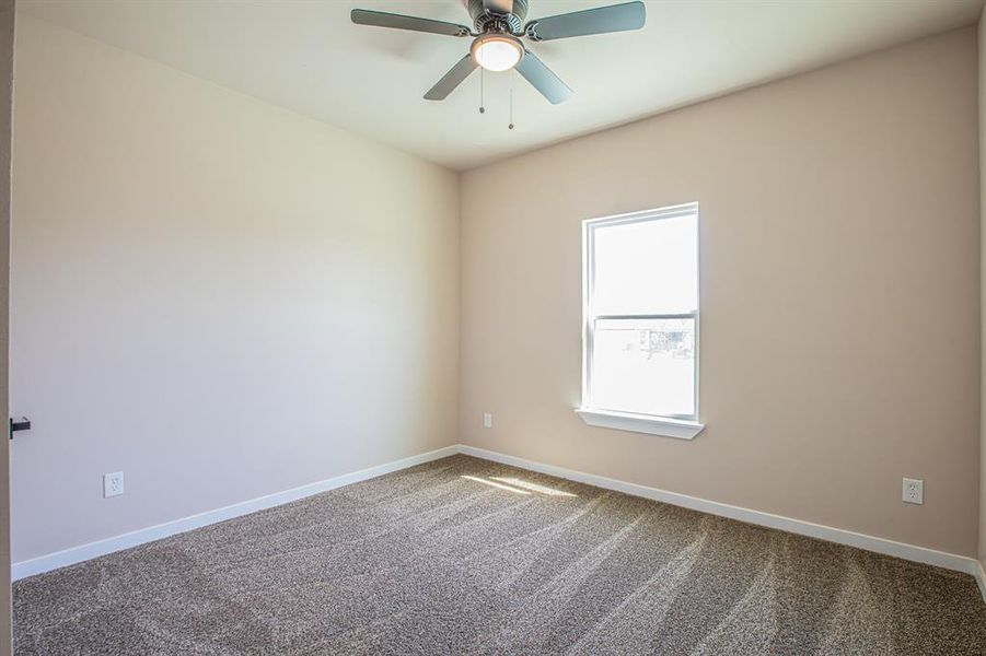 Spacious, unfurnished interior of a new home in , Bridgeport (Image 13).
