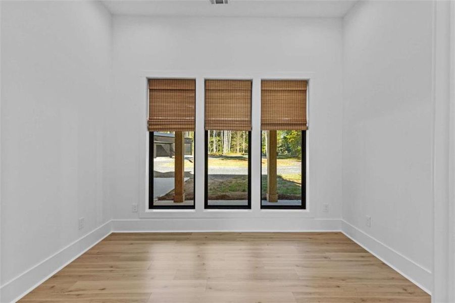 Spacious, unfurnished interior of a new home in , Monroe (Image 49).