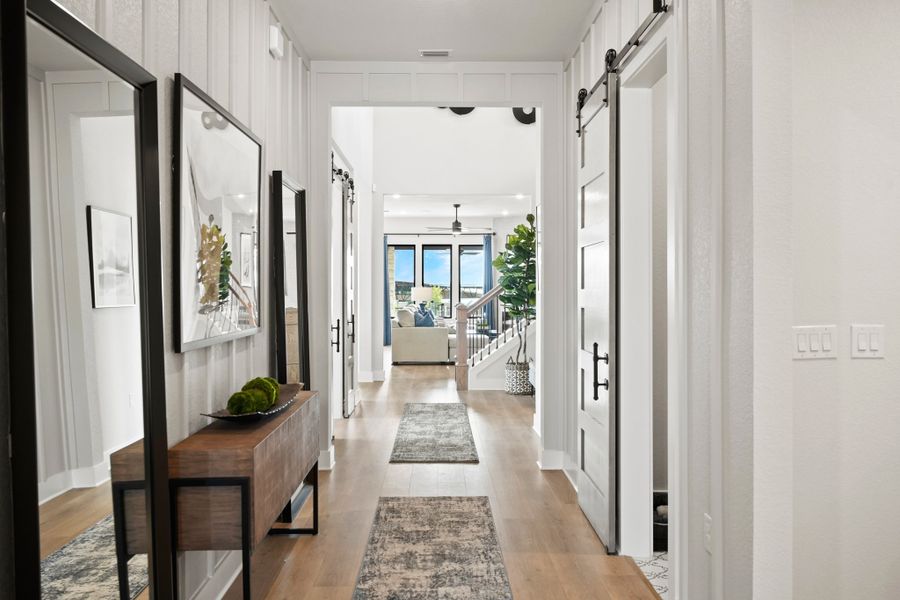 Furnished interior view inside a new home in La Cima 50', San Marcos (Image 9).